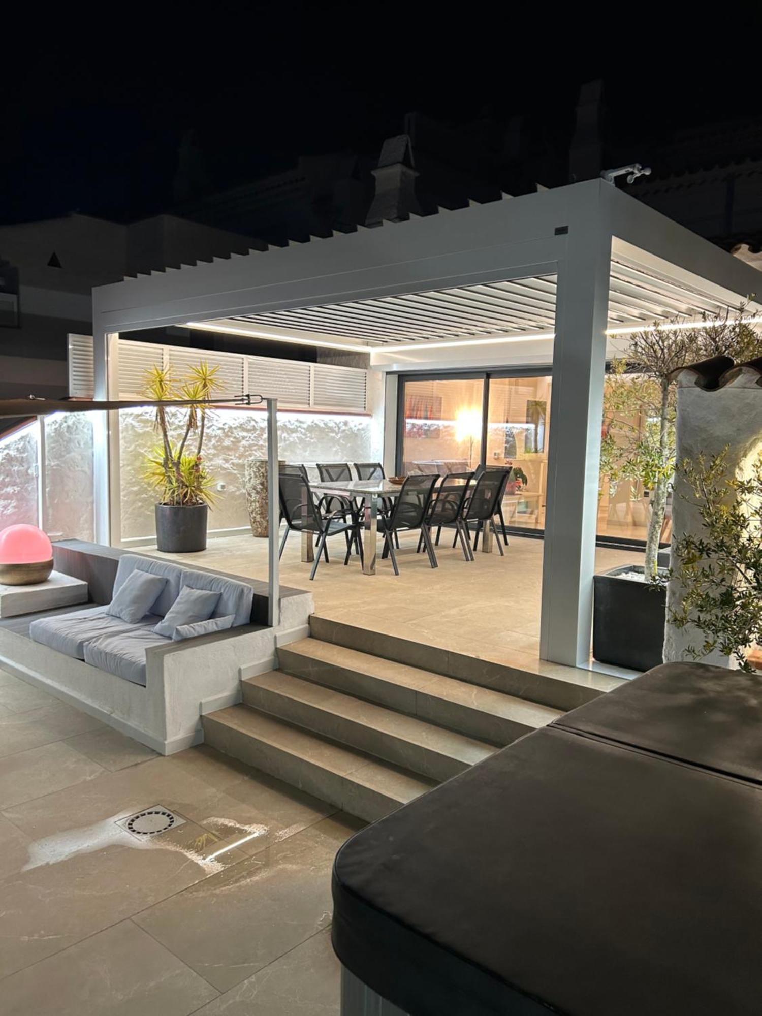 Appartement Duplex Rosas Avec Terrasse Magnifique Jacuzzi Vue Mer Exterior photo